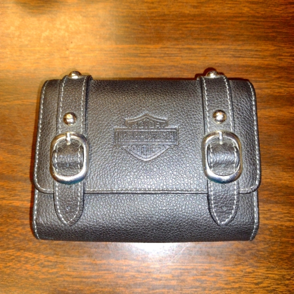 Harley Davidson Olympus Black Saddle Bag Accessory Case